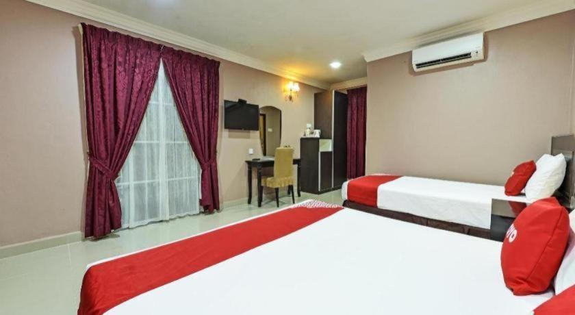 Oyo 90642 Twin Mutiara Chalet & Homestay Jeli Zewnętrze zdjęcie